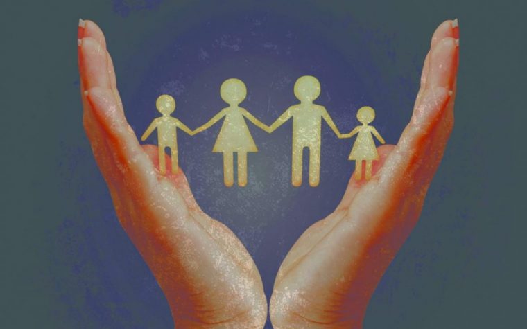 stock-photo-49925922-family-in-palm-conceptflat